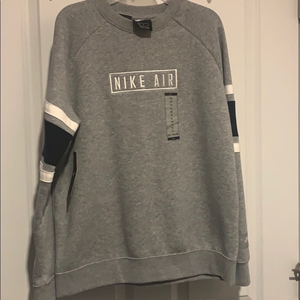 Nike crewneck sweatshirt